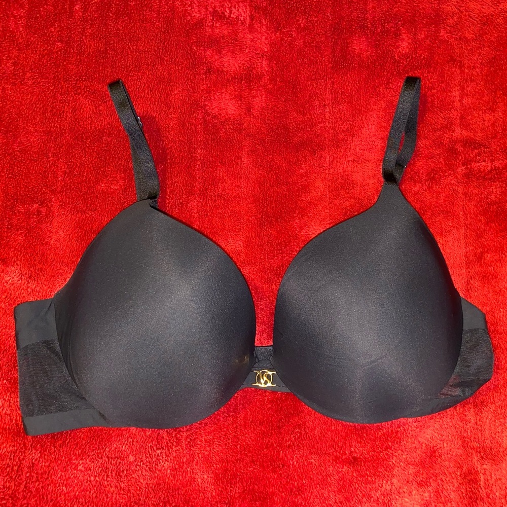 Victoria’s Secret Black Bra